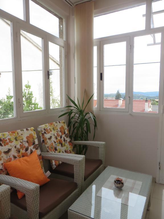Apartment Simaris - Spacious With Terrace And Sea View Šibenik Exterior foto